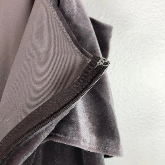 NWT Jack By BB Dakota Velvet Flare Jumpsuit Size M - Picture 7 of 12